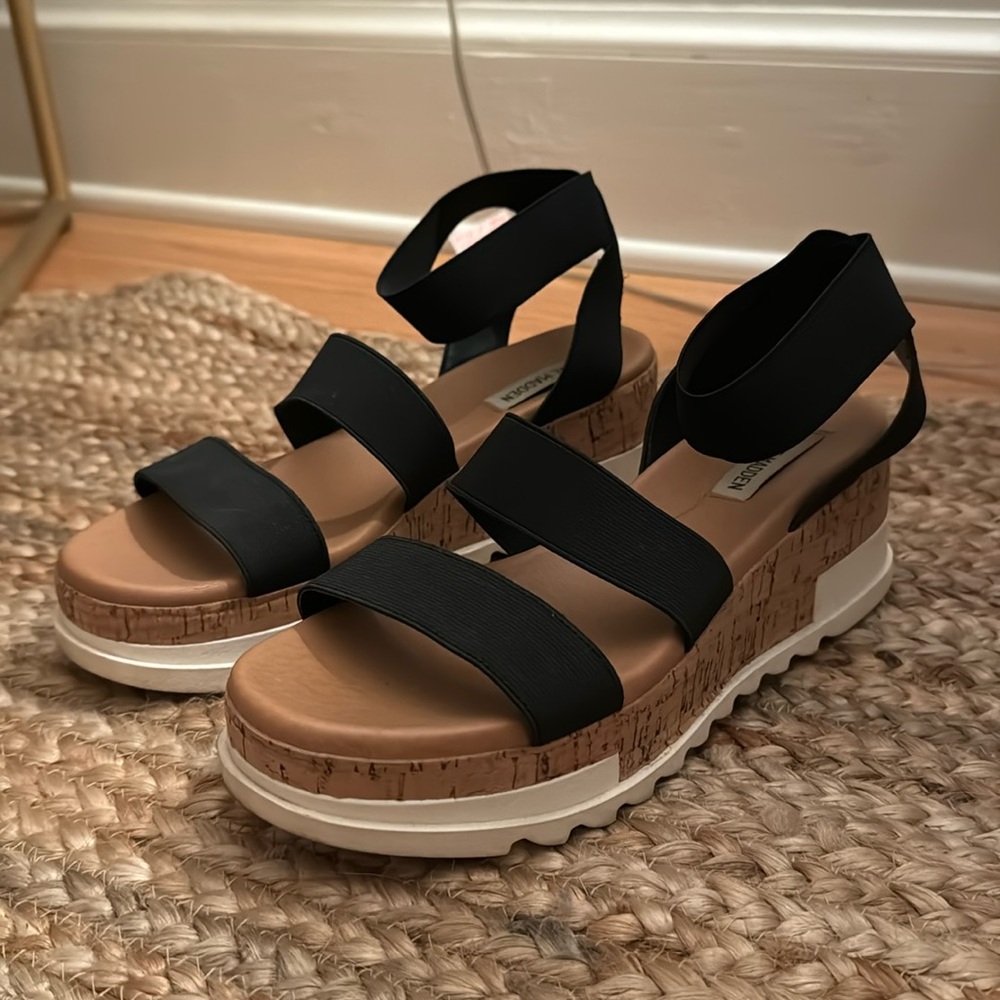 Steve Madden black elastic platforms wedges